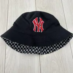 NYロゴ刺繍 バケットハット 黒 リバーシブル ニューエラ