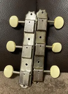 Item thumbnail for item 2e980676-b550-4e69-a7f5-7df4e9141352