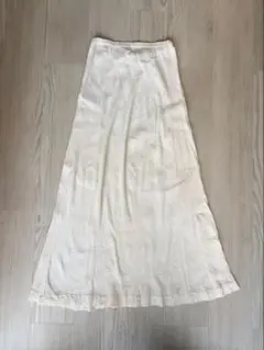 ツモリチサト　白ロングスカート プリーツのサムネイル