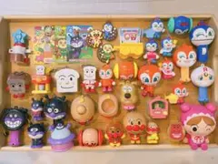 【35点】アンパンマン ガチャガチャ　まとめ売りカード付き