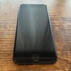 美品•バッテリー残量97%)Apple iPhone 7 ブラック - メルカリ