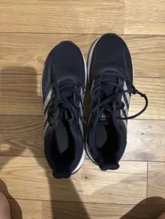 adidas シューズ　26.5