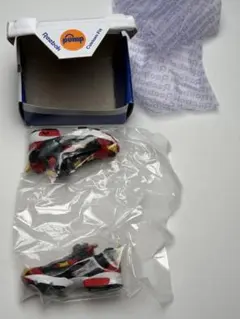 リーボック　インスタポンプフューリー ガチャ　オレンジ　ミニチュア　カプセルトイ