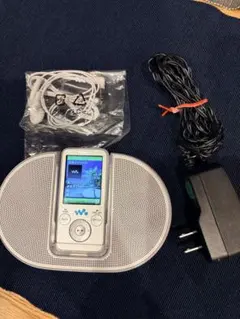 【動作品】SONY ウォークマン NW-S636F 4GB 専用スピーカー付のサムネイル