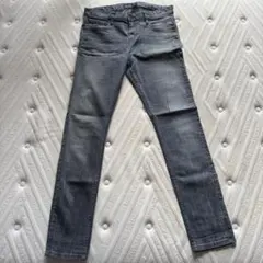 Item thumbnail for item 13fbefac-044e-4d03-9cba-7c2d584c20b7