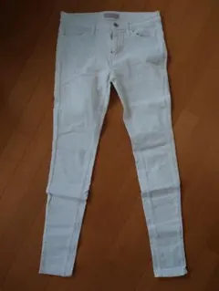 UNIQLO/ユニクロ ウルトラストレッチカラージーンズ