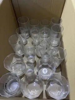 ガラス製飲料用グラス18個以上