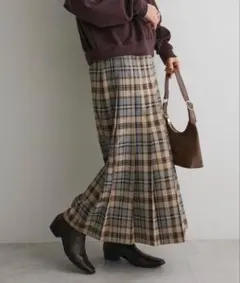 チェック柄フロントプリーツスカート