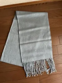 シルバーラメ入りストール