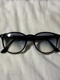 Ray-Ban ブラックフレーム サングラス RB4259ーF