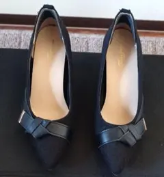 ブラックリボン付きパンプス 22.5cm