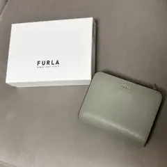 FURLA 二つ折り財布 箱付きのサムネイル