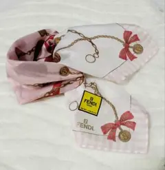 新品 FENDI ハンカチ チェーン リボン ロゴ デザイン フェンディ