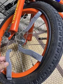 自転車　タイヤ交換時に簡単着用器具　プラ　三本セットのサムネイル