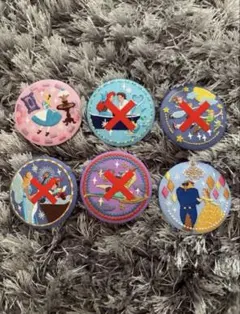 【ゆり様専用】Disney Characters 刺繍缶バッジ　ディズニー