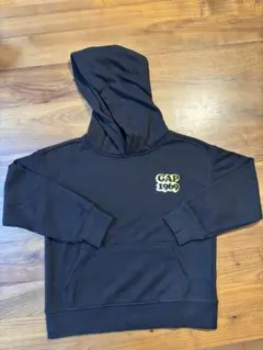 GAP ブラック パーカー 120未使用品