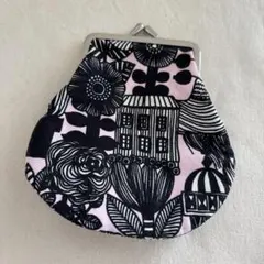 マリメッコ　リントゥコトネンLintukotonen ポーチ　がま口ポーチ