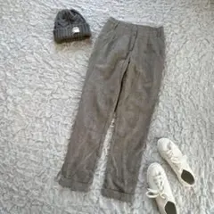 レディース　テーパードパンツ　小さいサイズ　XS　通勤　オフィスコーデ