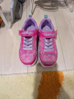 スケッチャーズ　キッズ　光るスニーカー