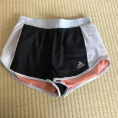 adidas ショートパンツ Sサイズ 黒白オレンジ