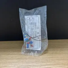 【未開封】クレヨンしんちゃん チョコビ アクション仮面 ストラップ 非売品のサムネイル