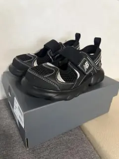 New Balance 230 Hook and Loop 14.0 14cm - メルカリ
