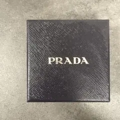プラダ　ギフトボックス　空箱