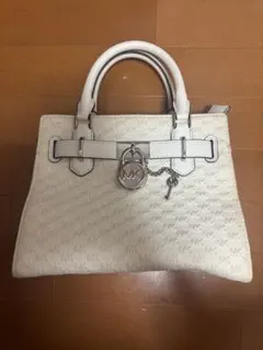 Item thumbnail for item 94e57304-90ec-44c2-81f0-fbb1bc9798ff