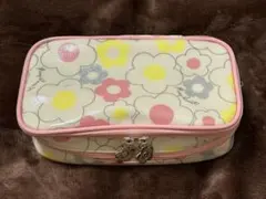 マリークワントバニティポーチ