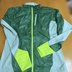 Marmot（マーモット） の軽量なウィンドシェル、薄手のジャケットのサムネイル