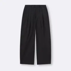 GU ジーユー　チノバレルレッグタックパンツ