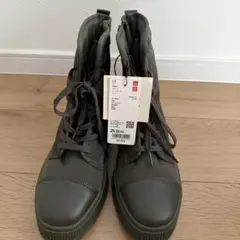 新品タグ付き UNIQLO パデッドレースアップブーツ 25cmのサムネイル