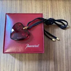 Baccarat ハート ネックレス レッド　訳ありのサムネイル