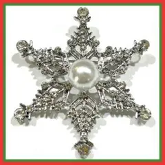 ブローチ 雪の結晶ブローチ パール 冬アクセサリー 星 シルバーカラー