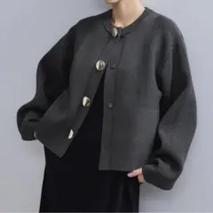 【WEB限定】・【サステナブル】セレクトネックウェーブボタンカーディガンのサムネイル