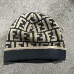 限定価格FENDIニット帽！ 一回ほどしか使用してません。 中古・古着通販】FENDI (フェンディ) ニット帽 ブラック サイズ:240
