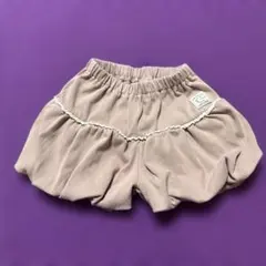 フリル付きピンクパンツ