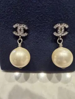 CHANEL シャネル　ココマーク パール ピアスのサムネイル