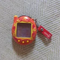 たまごっち Bandai Tamagotchi 本体 オレンジ 赤いシリーズのサムネイル