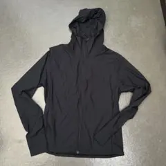 UNIQLO パーカー ブラック XLのサムネイル