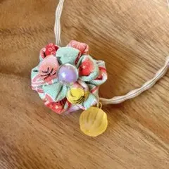 和モダン つまみ細工ヘアゴム｜ビーズ付き 小花 上品　キッズにも