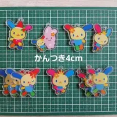 サンリオうさはなアクリルかんつき4cmセット