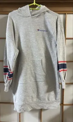 Champion フード付き 長袖ワンピース グレー 160cm 子供服