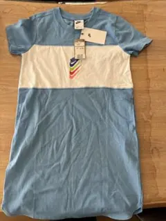Nike 半袖ワンピース 150CM 水色