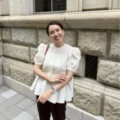 ★【美品】OHGA フェアリーブラウス　ホワイト 即完 極上美品 OHGA furuit フローラルパターンブラウス 【公式通販】