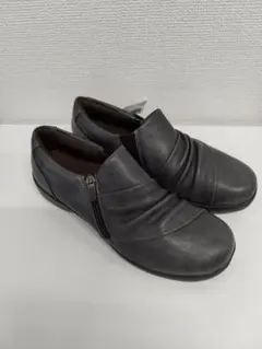 新品未使用 グレー レザー ローファー ジッパー付き