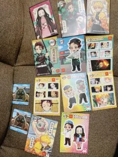 鬼滅の刃　マクドナルド　マック　コラボ　シール　ステッカー　マグネット