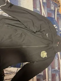 銀タグ Nikeトラックジャケットのサムネイル