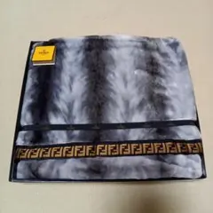 未使用⭐️FENDI フェンディ　シルク混合毛布　シングル　ブルー 2025年最新】fendi 毛布の人気アイテム - メルカリ