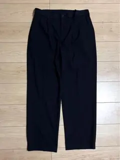 UNIQLO ブラック　タックワイドパンツ　スラックス　M